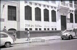 Pintadas &quot;Por las 800 pesetas en el metal&quot; (2) – 03